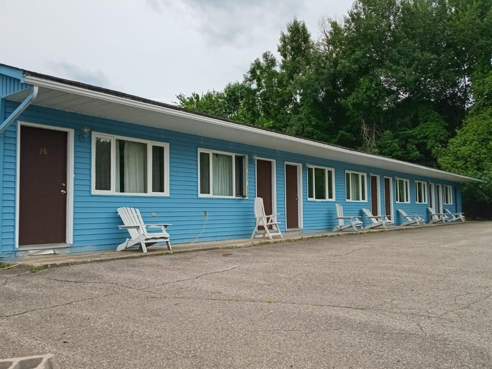 Stiles Motel Hill View Вудсток Экстерьер фото