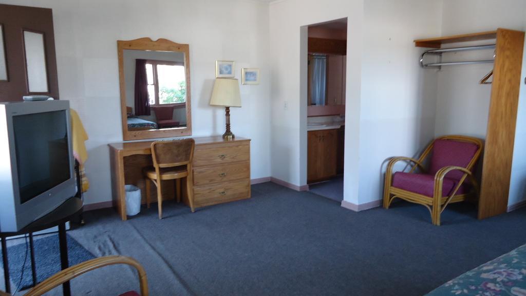 Stiles Motel Hill View Вудсток Экстерьер фото